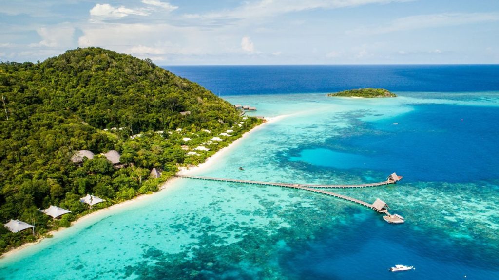 Indonesia Menerapkan Kebijakan Baru Bebas Visa dengan Peraturan Presiden Nomor 95 Tahun 2024